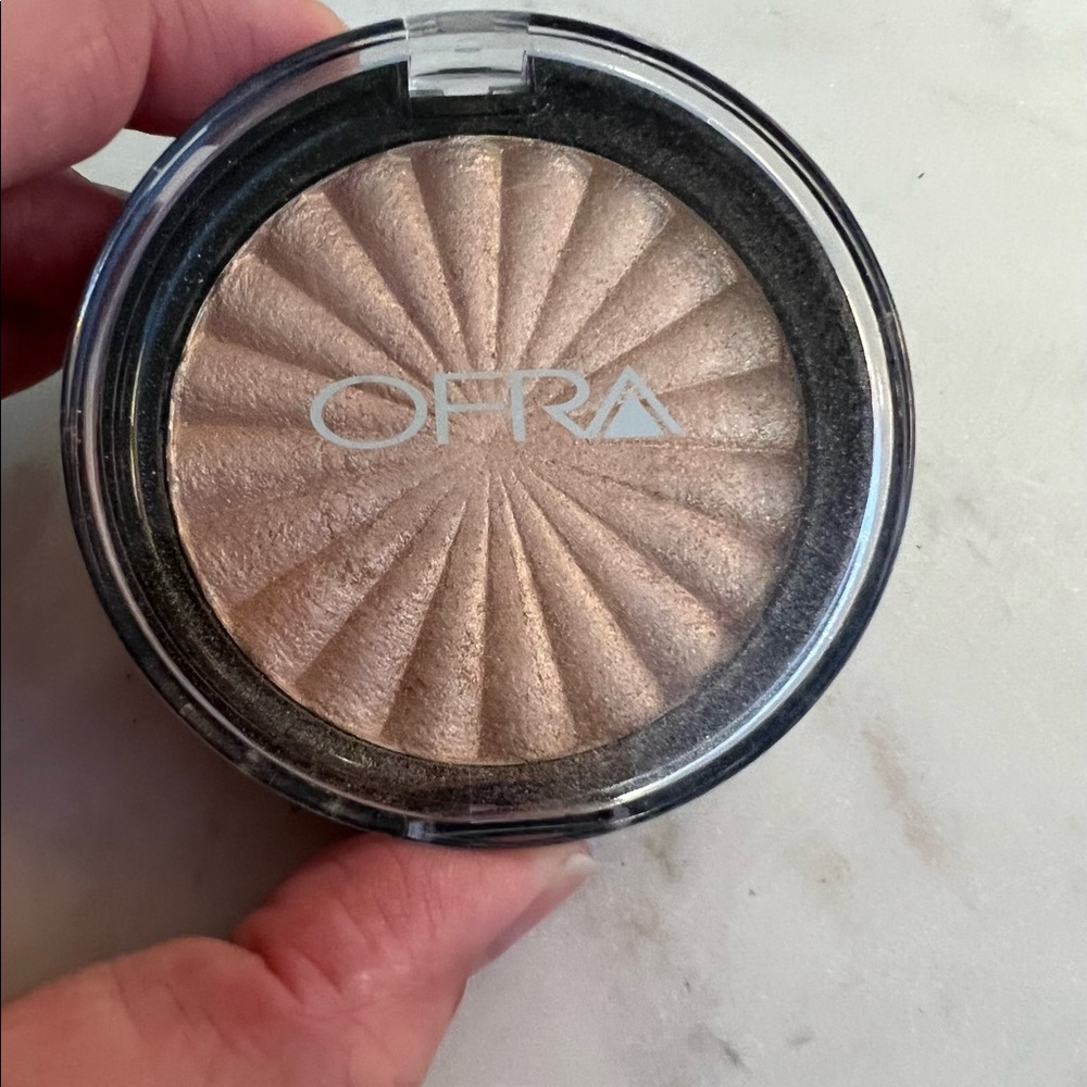 Ofra Rodeo Drive Highlighter